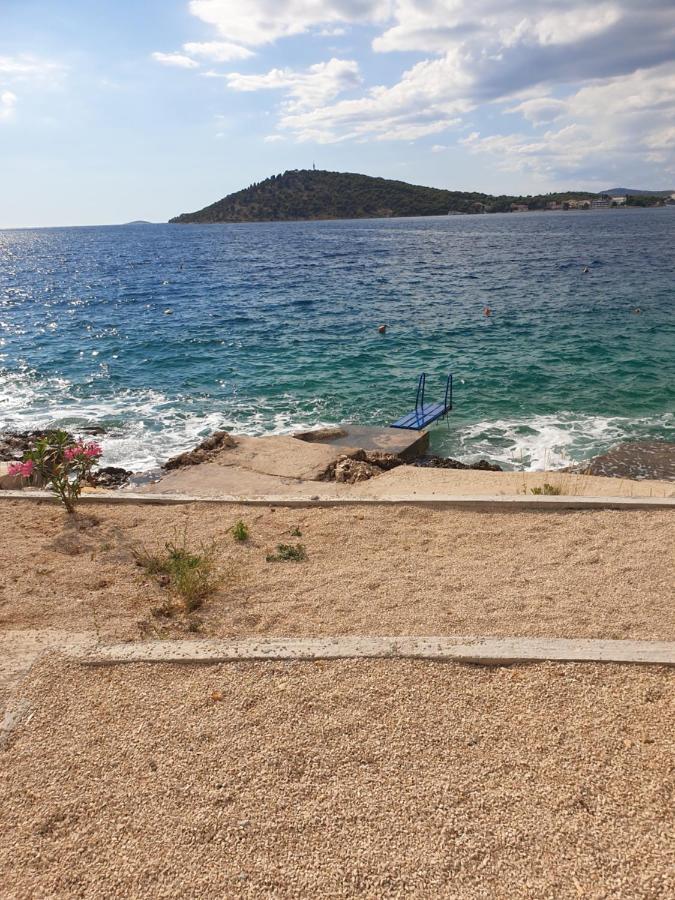 Apartmani Ana, Razanj, Rogoznica, Hrvatska Рогозница Экстерьер фото